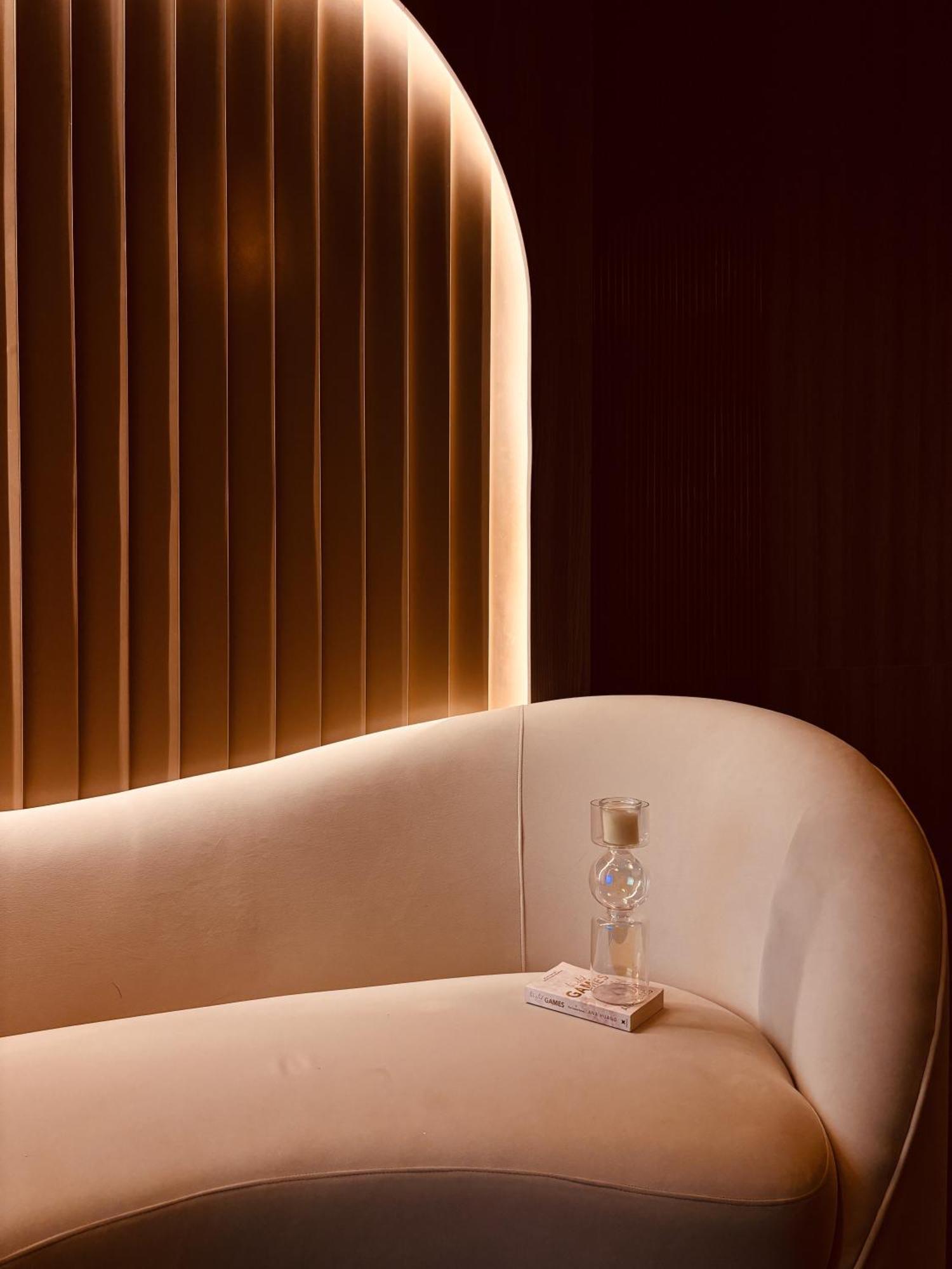 Blr Pods Hotell Bangalore Exteriör bild