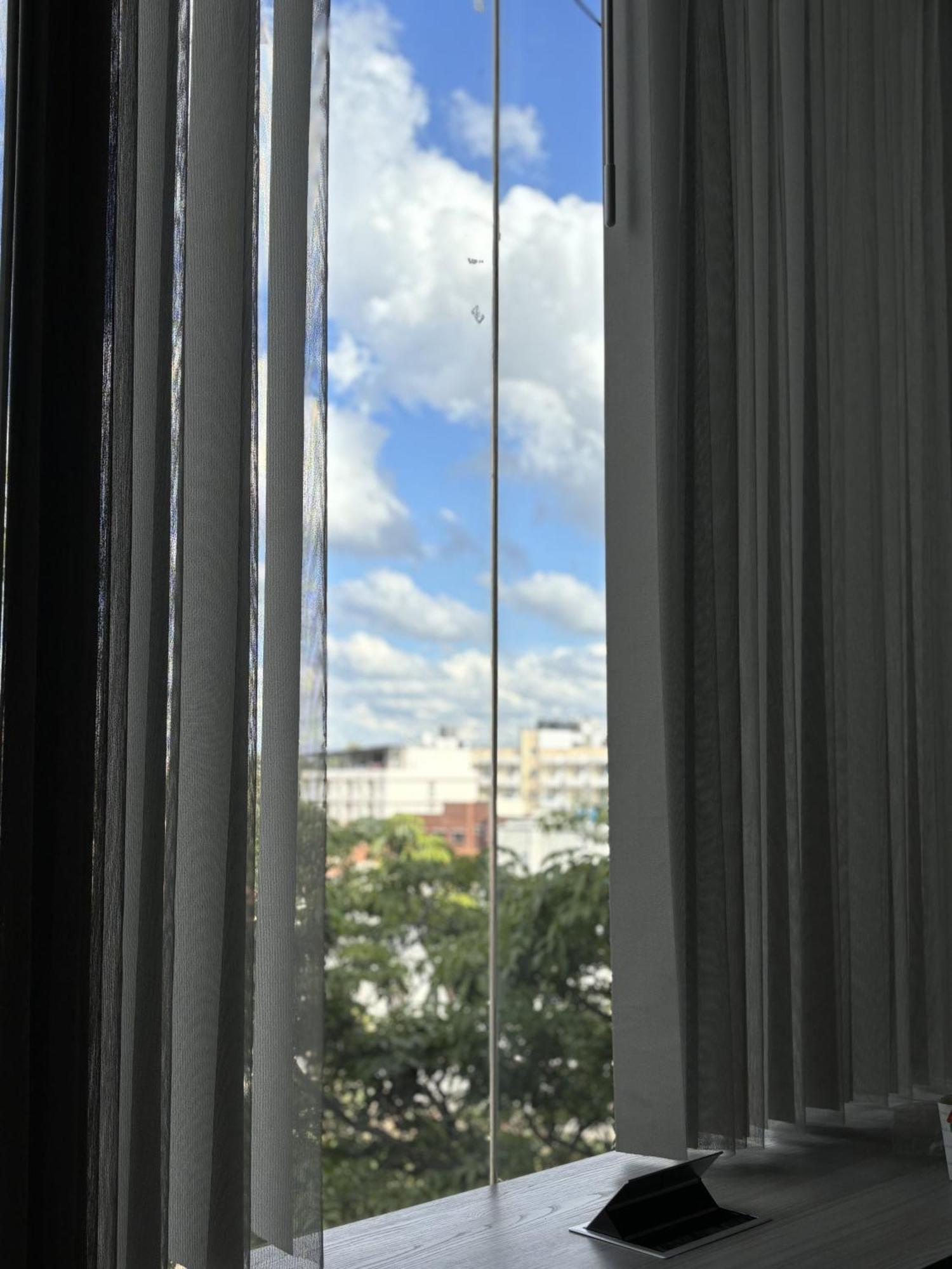 Blr Pods Hotell Bangalore Exteriör bild